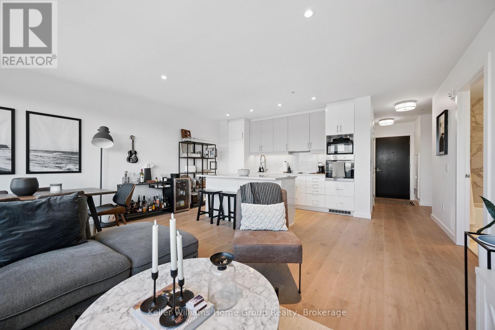 1105 - 181 King Street S, Waterloo, ON - Indoor