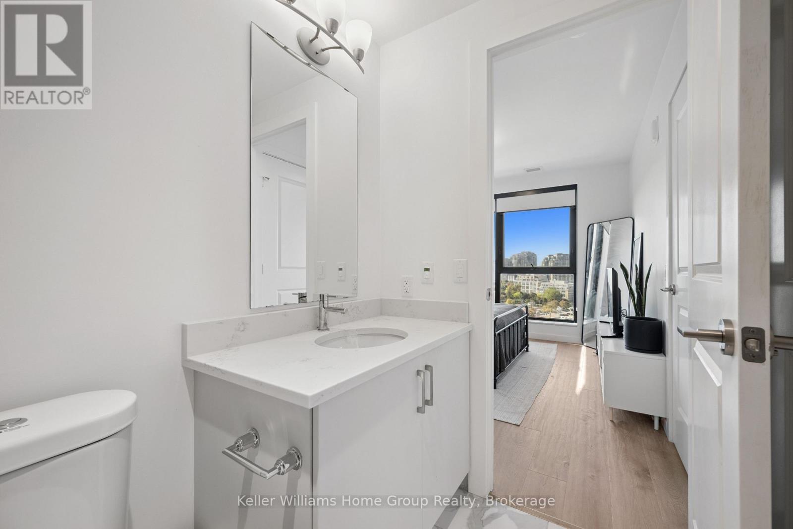 1105 - 181 King Street S, Waterloo, ON - Indoor Photo Showing Bathroom