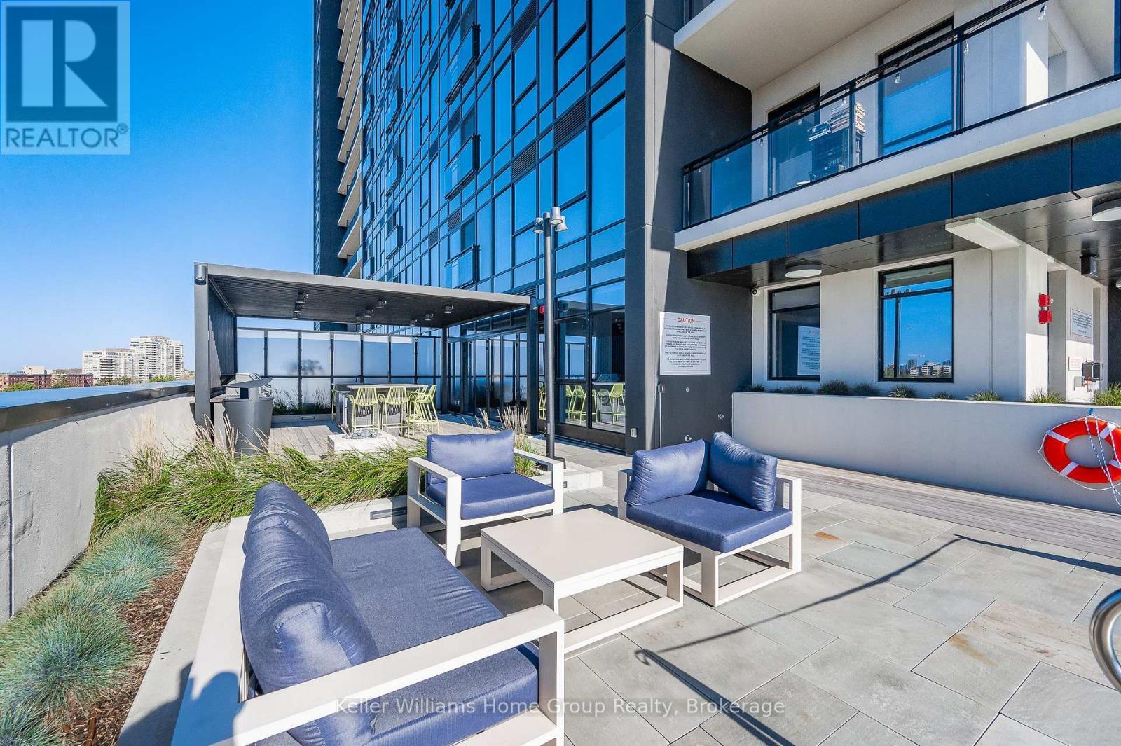 1105 - 181 King Street S, Waterloo, ON - Outdoor