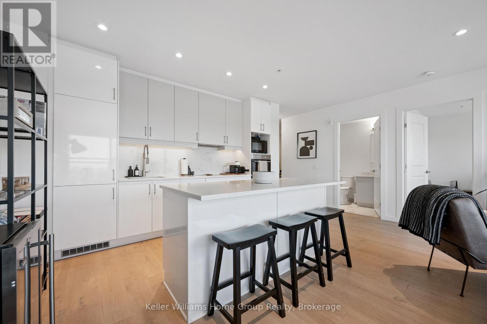 1105 - 181 King Street S, Waterloo, ON - Indoor Photo Showing Other Room