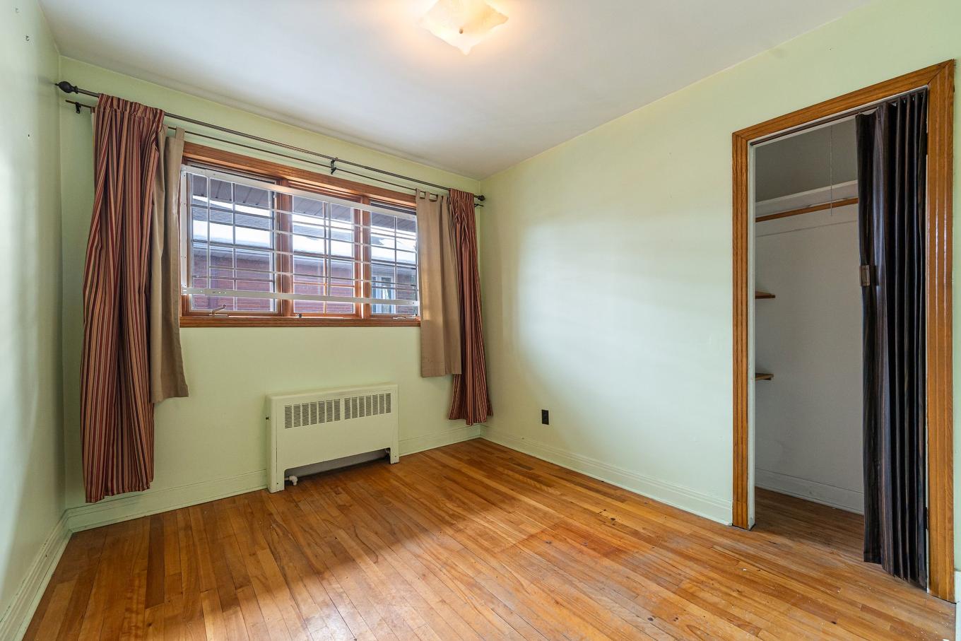 Chambre à coucher - 675 Rue Coursol, Laval (Chomedey), QC - Indoor Photo Showing Other Room