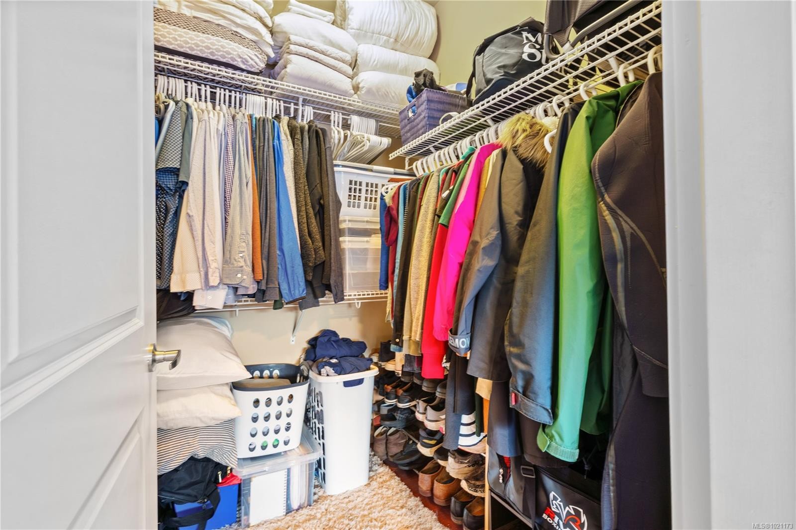 303-101 Nursery Hill Dr, View Royal, BC - Indoor With Storage