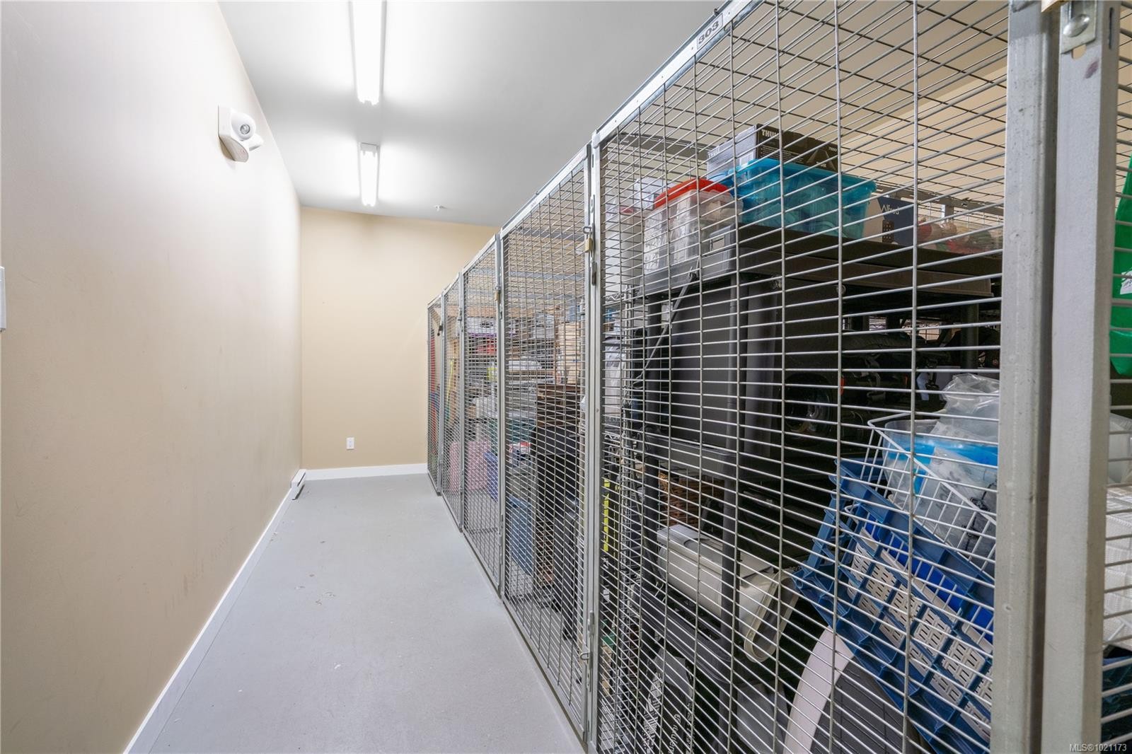 303-101 Nursery Hill Dr, View Royal, BC - Indoor