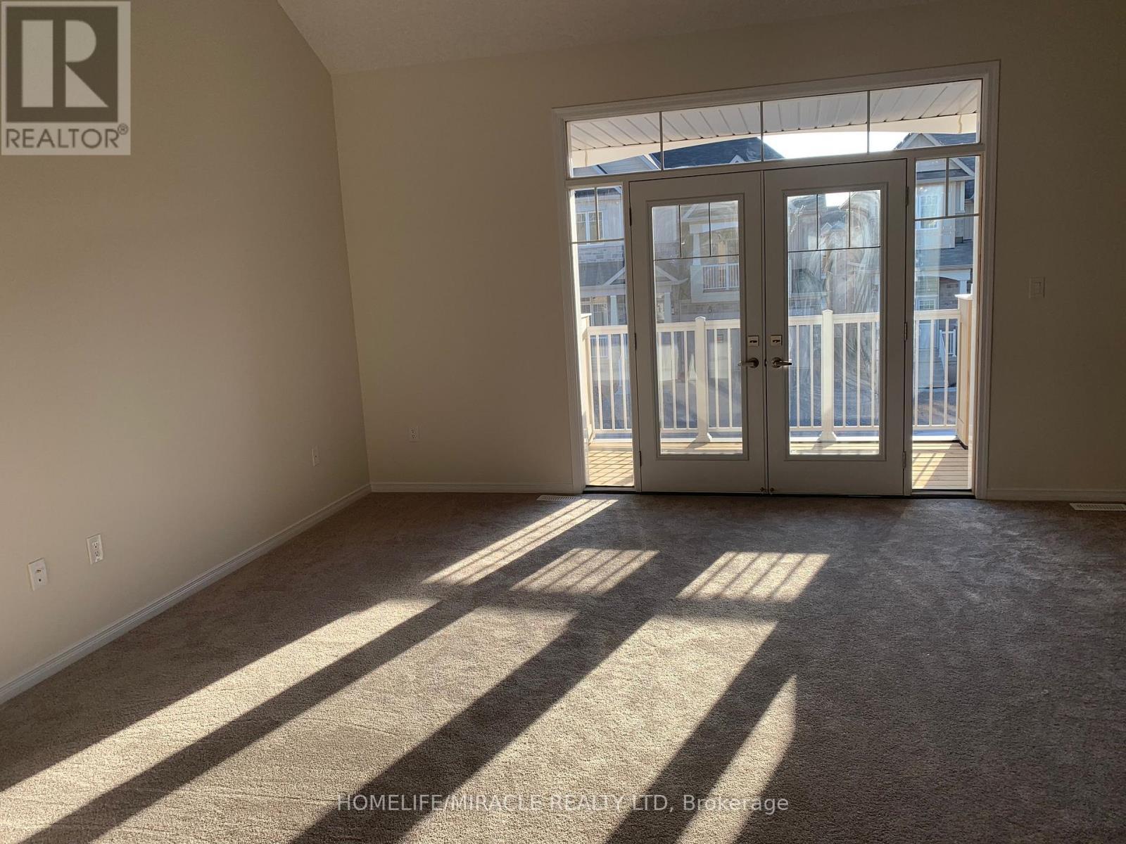 7844 Odell Crescent, Niagara Falls, ON - Indoor Photo Showing Other Room