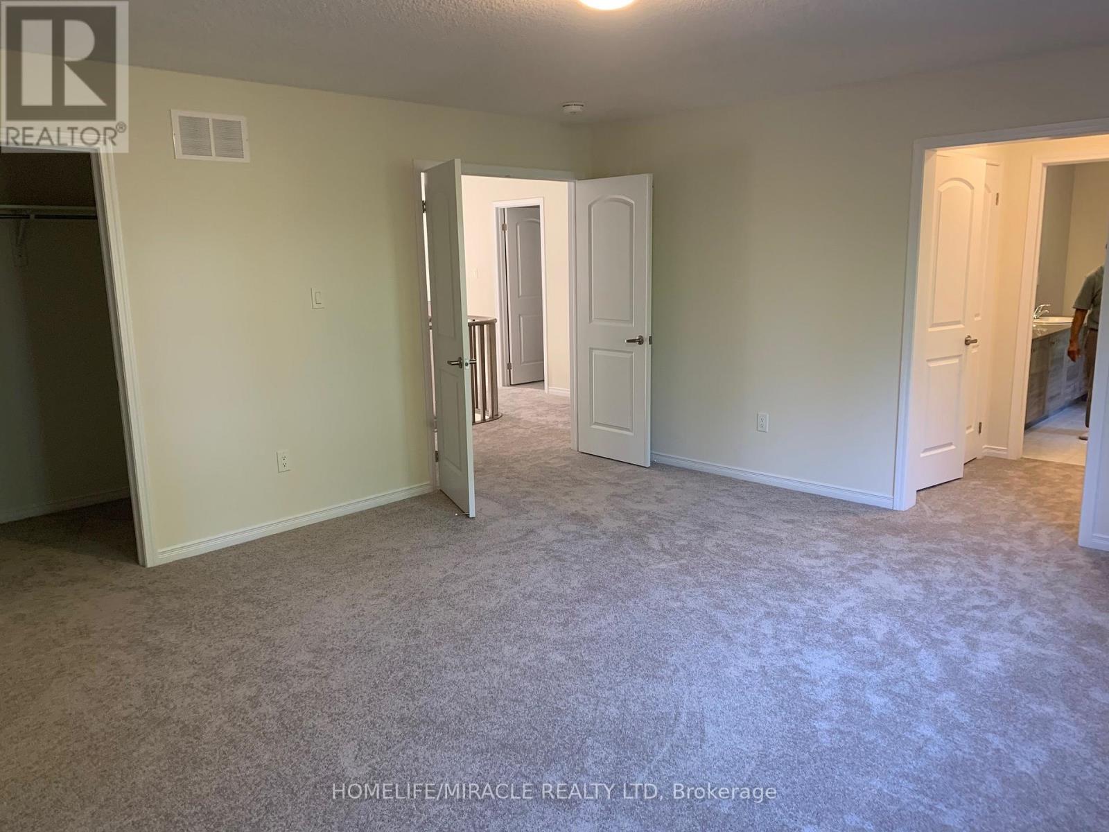 7844 Odell Crescent, Niagara Falls, ON - Indoor Photo Showing Other Room