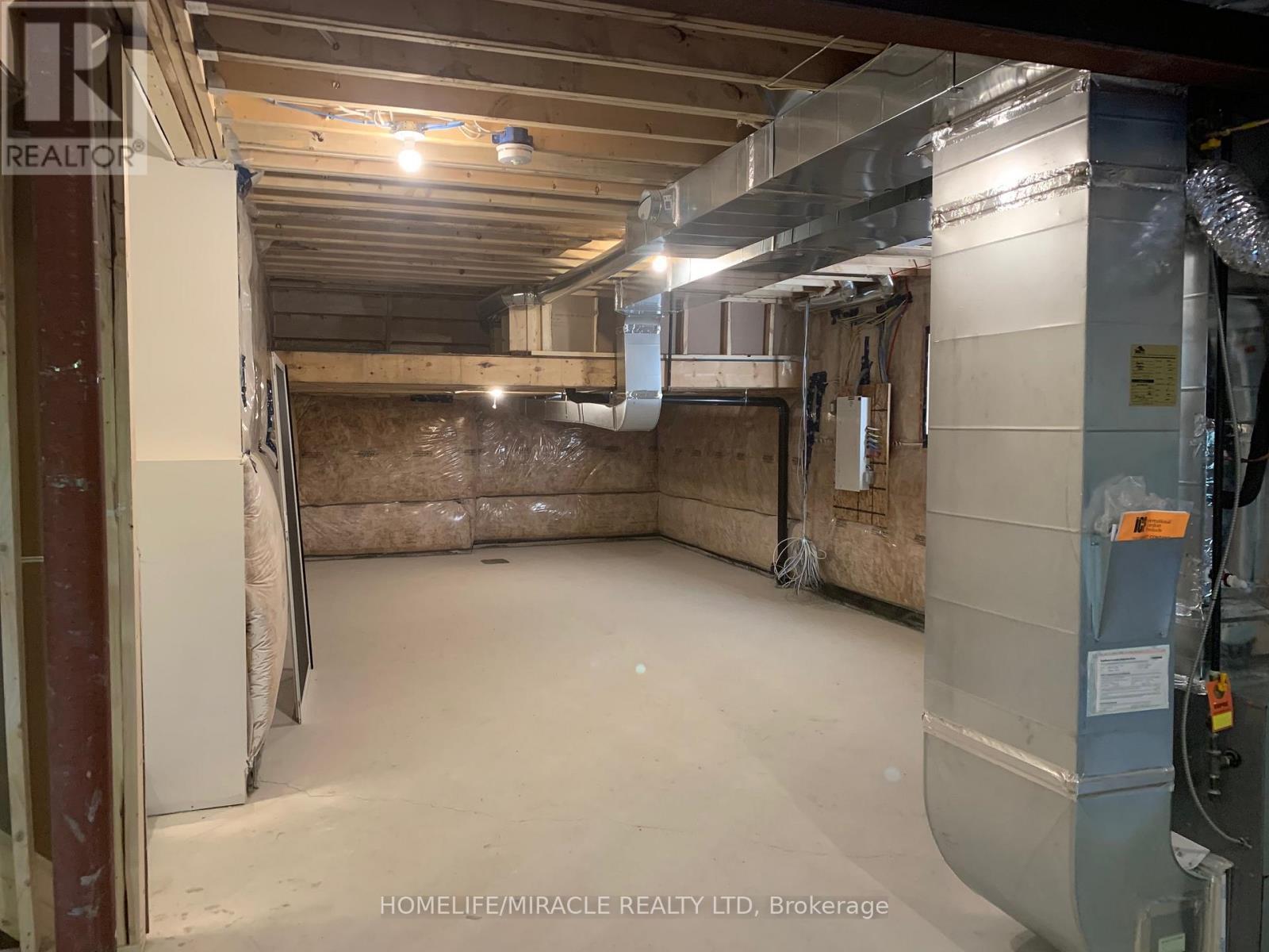 7844 Odell Crescent, Niagara Falls, ON - Indoor Photo Showing Basement