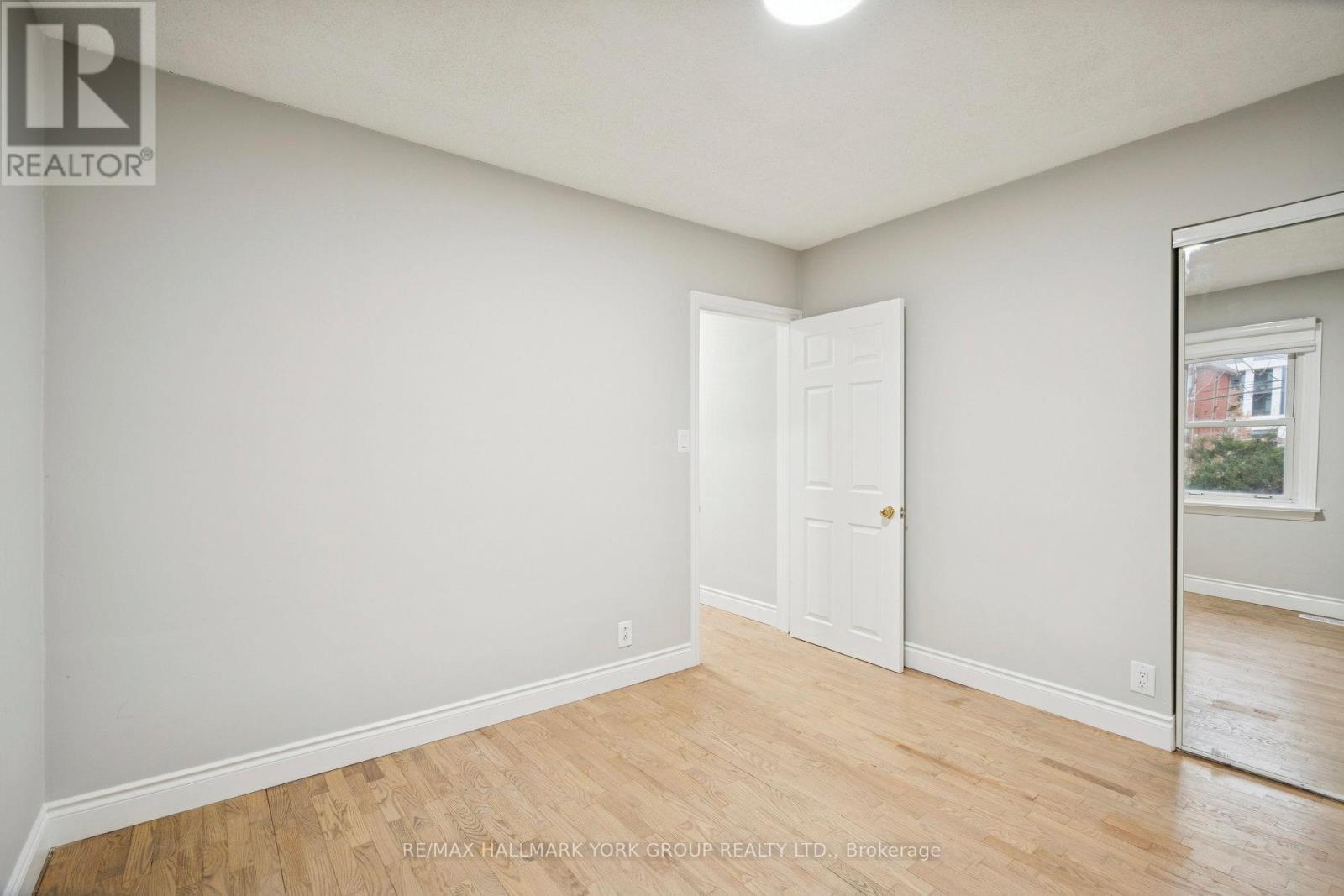 211 Maplehurst Avenue, Toronto, ON - Indoor Photo Showing Other Room