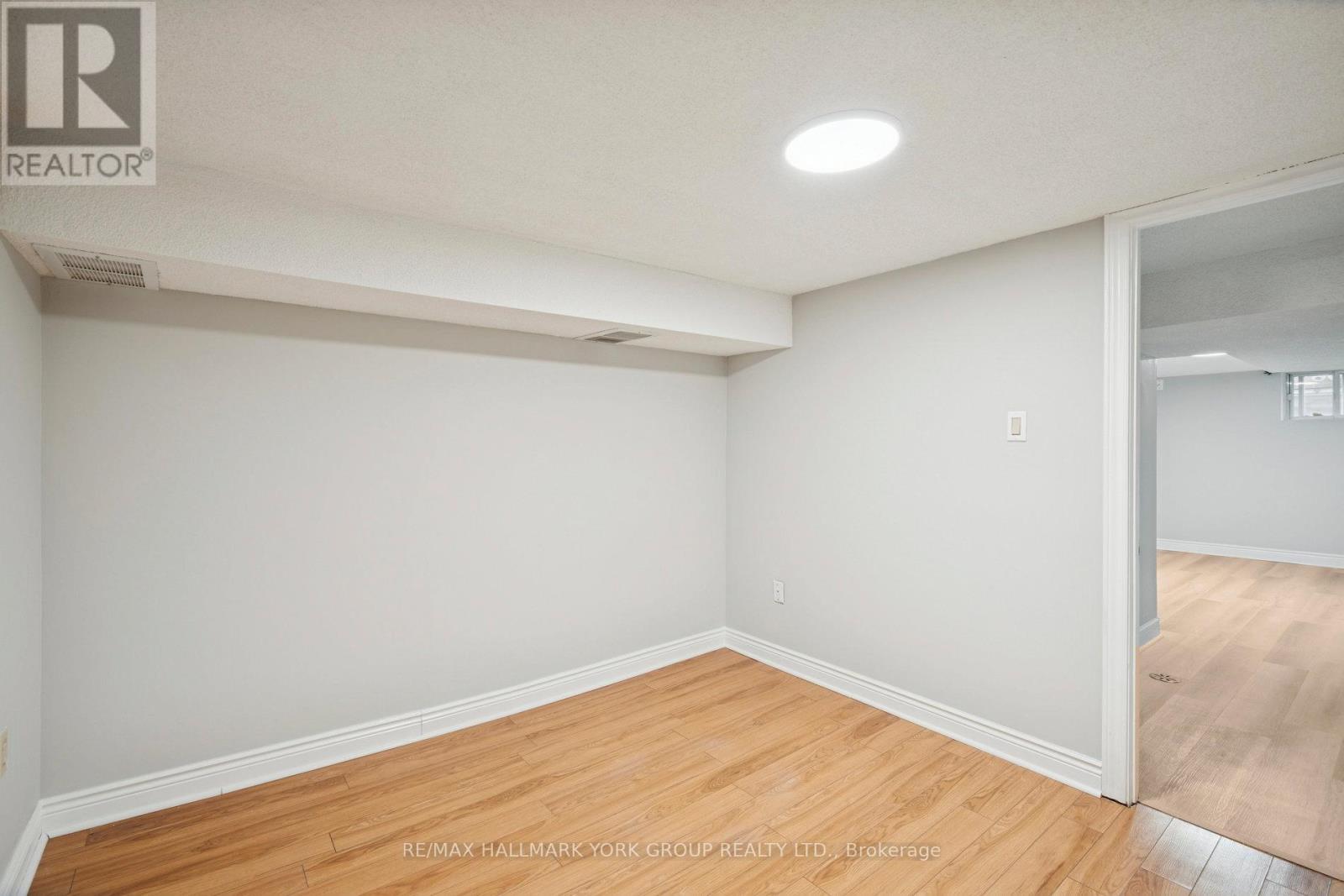 211 Maplehurst Avenue, Toronto, ON - Indoor Photo Showing Other Room