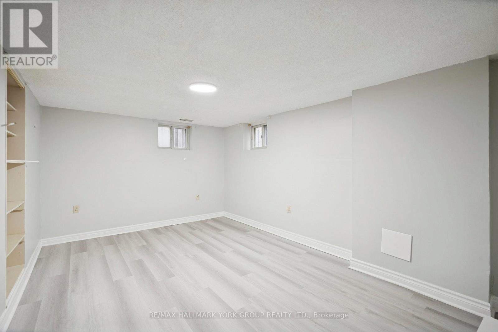 211 Maplehurst Avenue, Toronto, ON - Indoor