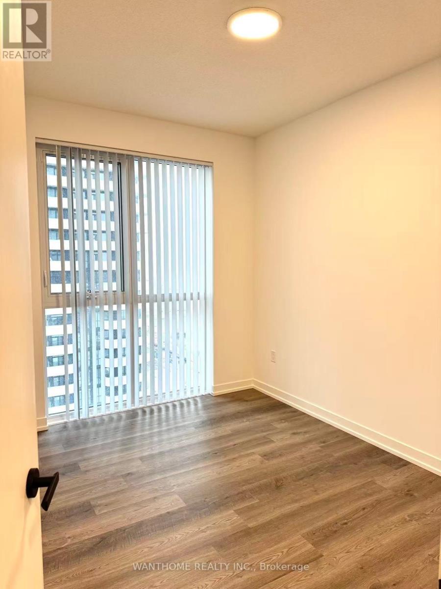 1712 - 8 Interchange Way, Vaughan, ON - Indoor Photo Showing Other Room