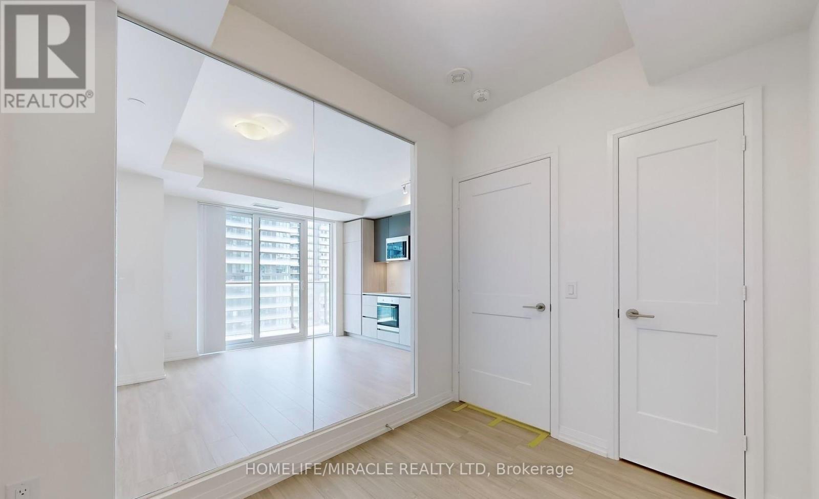 2611 - 8 Widmer Street, Toronto, ON - Indoor Photo Showing Other Room