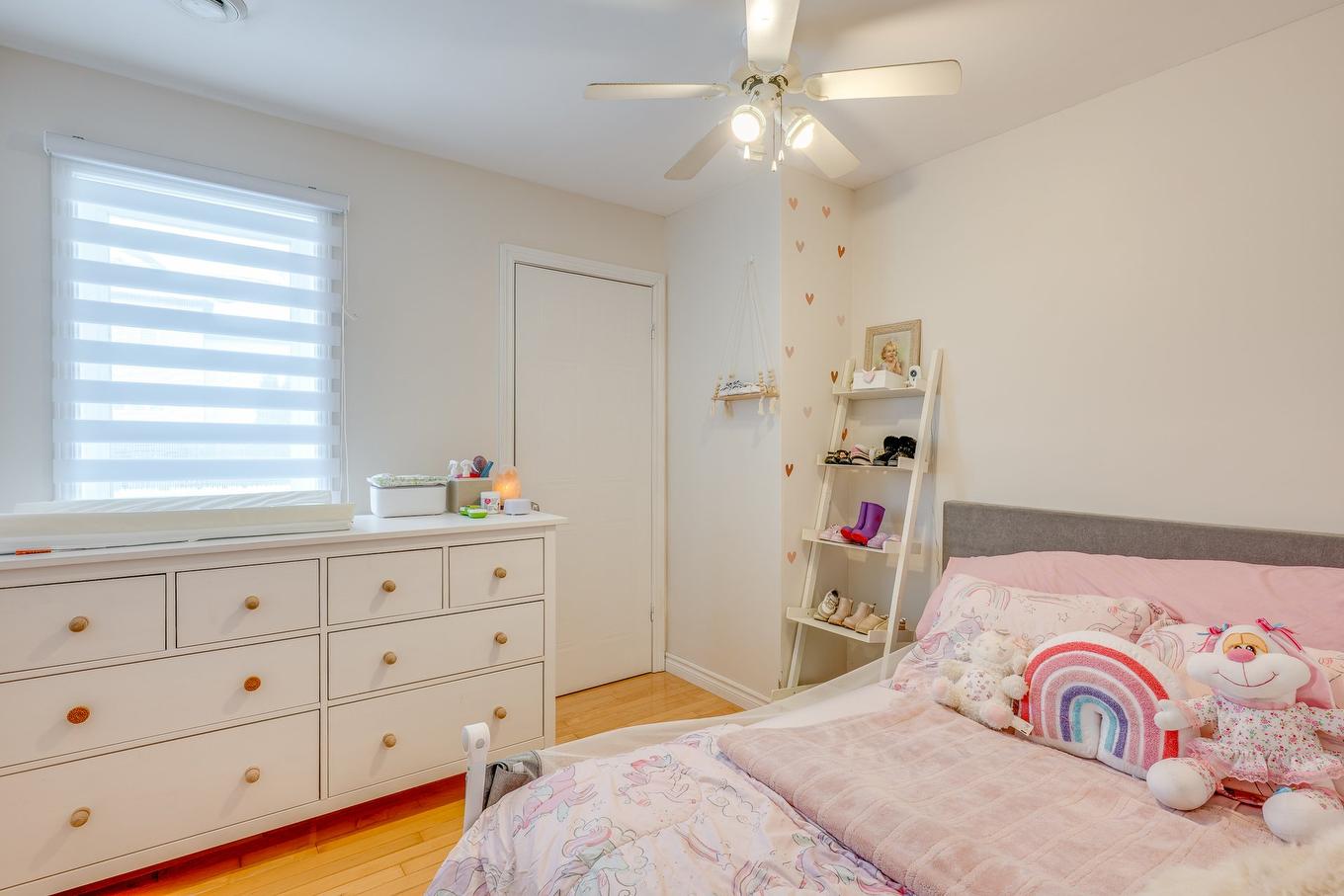 Chambre à coucher - 40 Rue De La Flandre, Blainville, QC - Indoor Photo Showing Bedroom