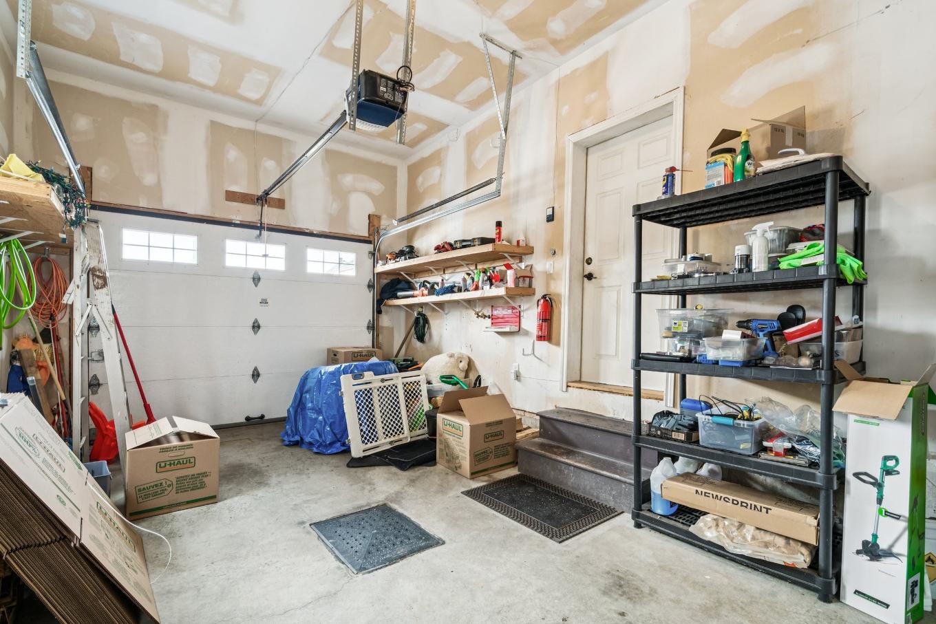 Garage - 1637 Rue Étienne-Bisaillon, Chambly, QC