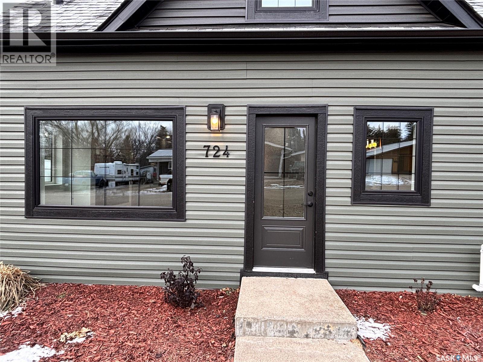 724 St Annes Avenue, Bruno, SK - Outdoor