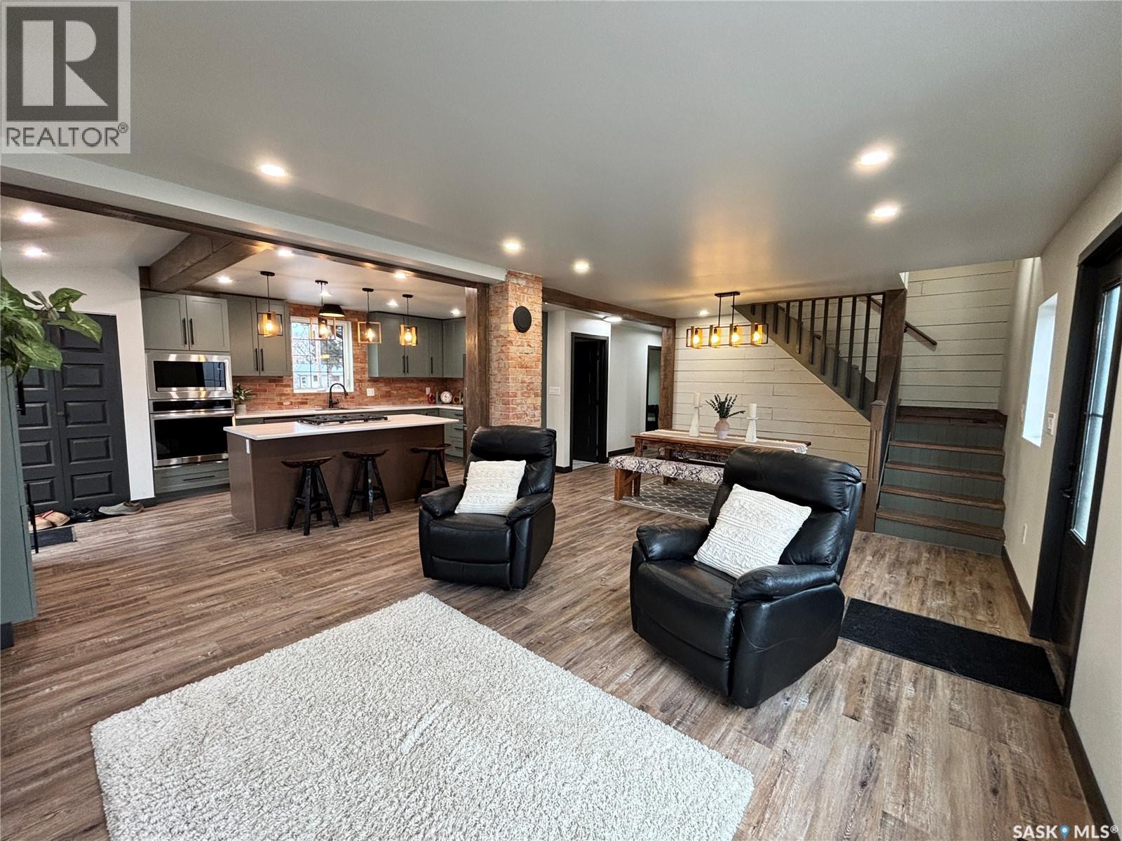 724 St Annes Avenue, Bruno, SK - Indoor