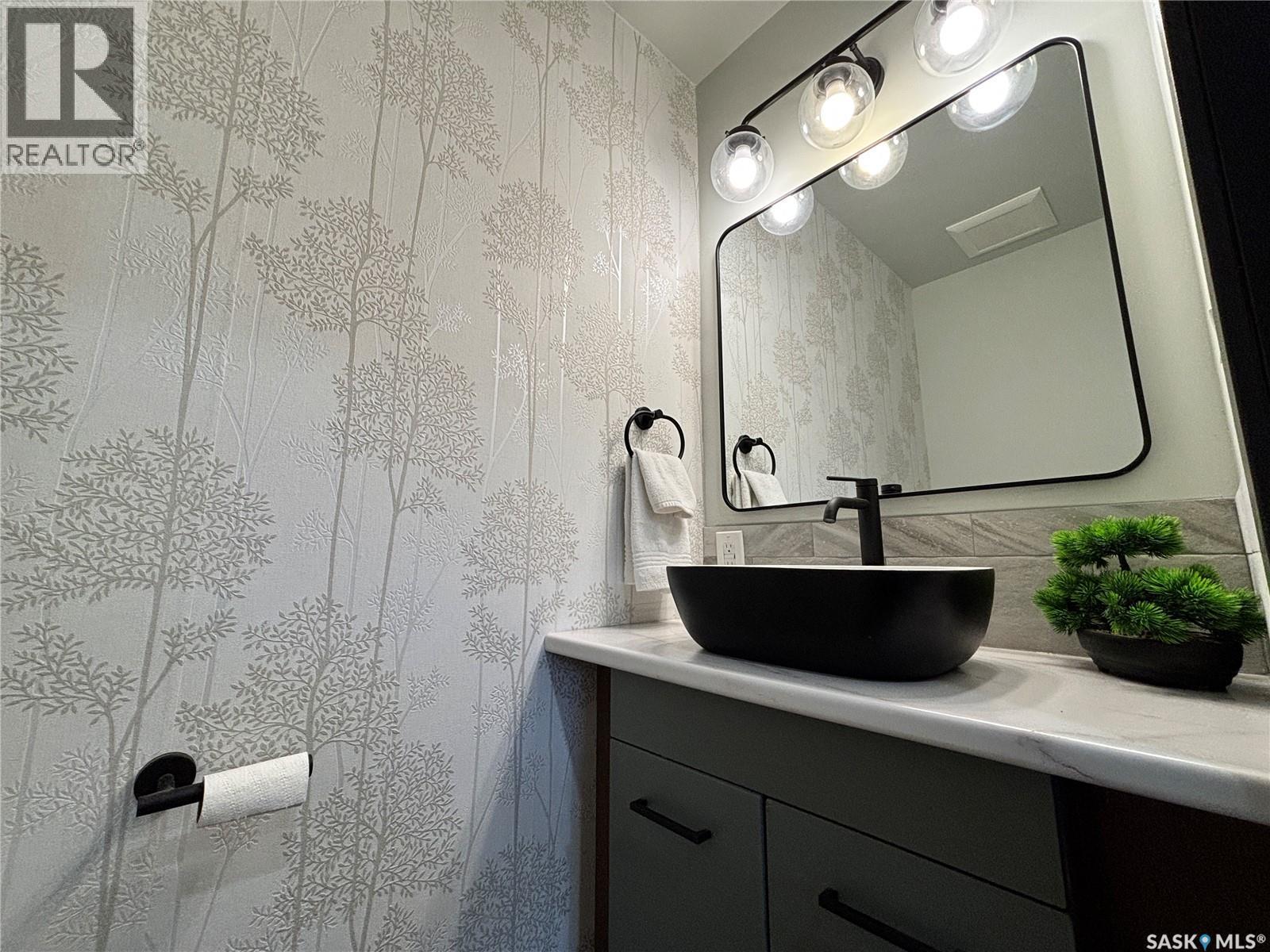 724 St Annes Avenue, Bruno, SK - Indoor Photo Showing Bathroom