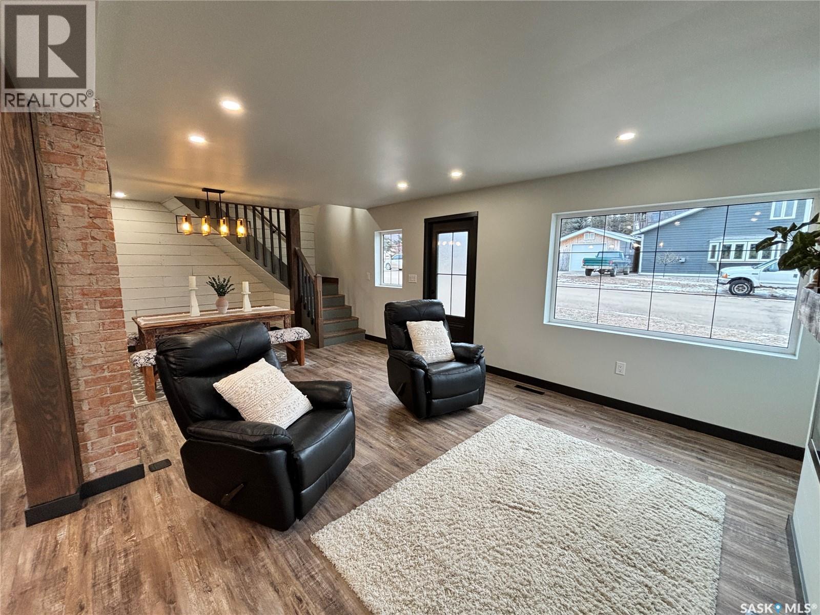 724 St Annes Avenue, Bruno, SK - Indoor