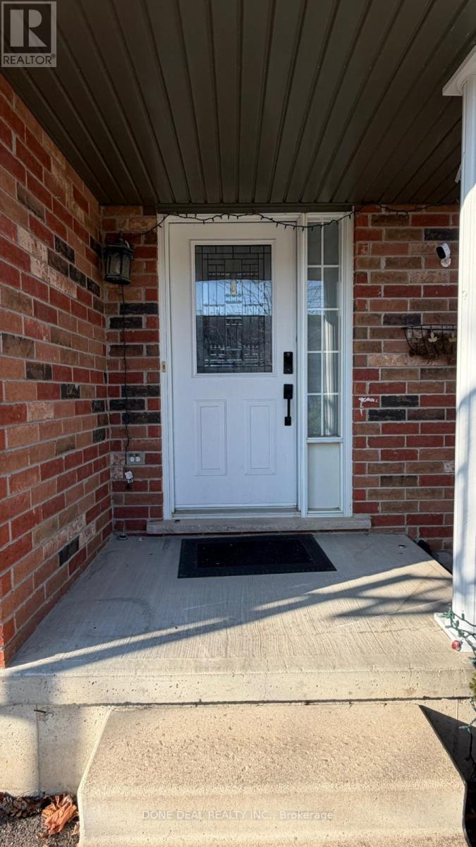 528 Virginia Creeper Street, Waterloo, ON - Outdoor With Exterior