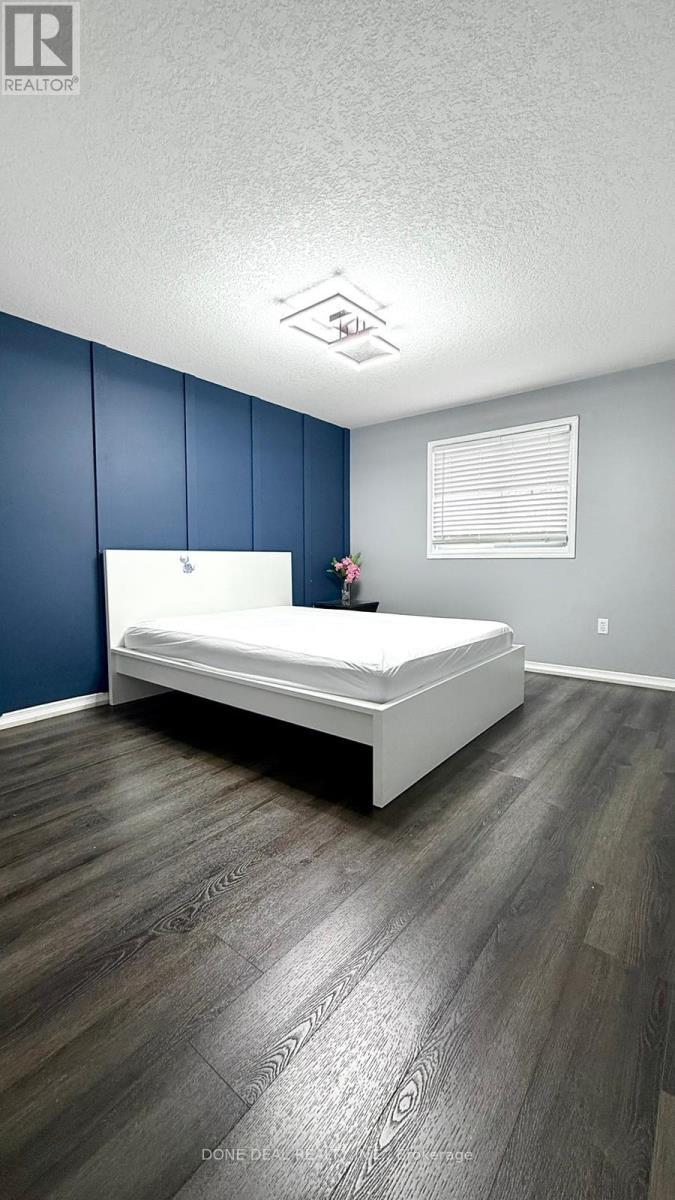 528 Virginia Creeper Street, Waterloo, ON - Indoor Photo Showing Bedroom