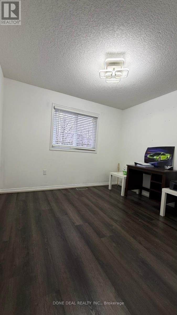 528 Virginia Creeper Street, Waterloo, ON - Indoor Photo Showing Other Room