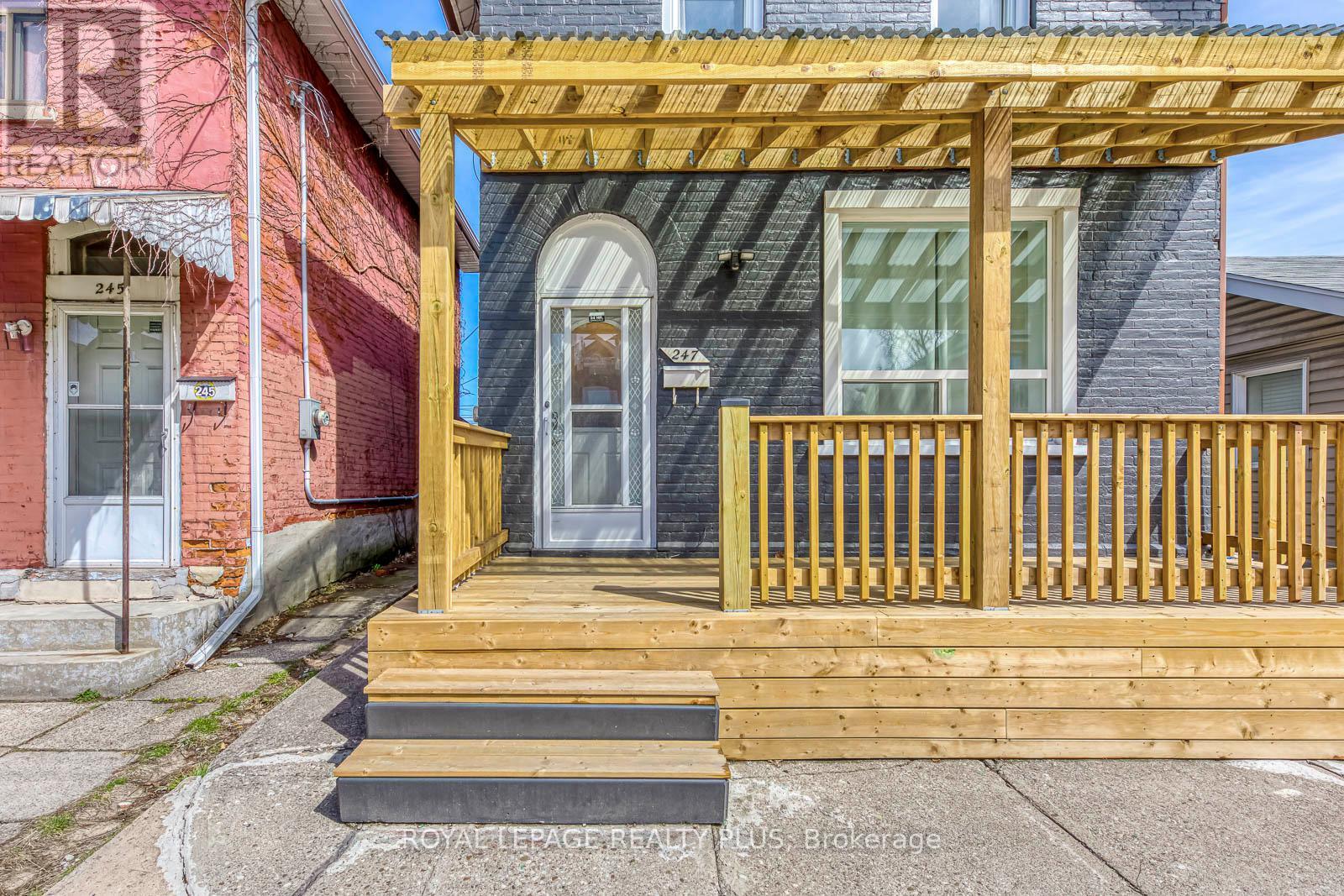 247 Robert Street, Hamilton, ON - Outdoor
