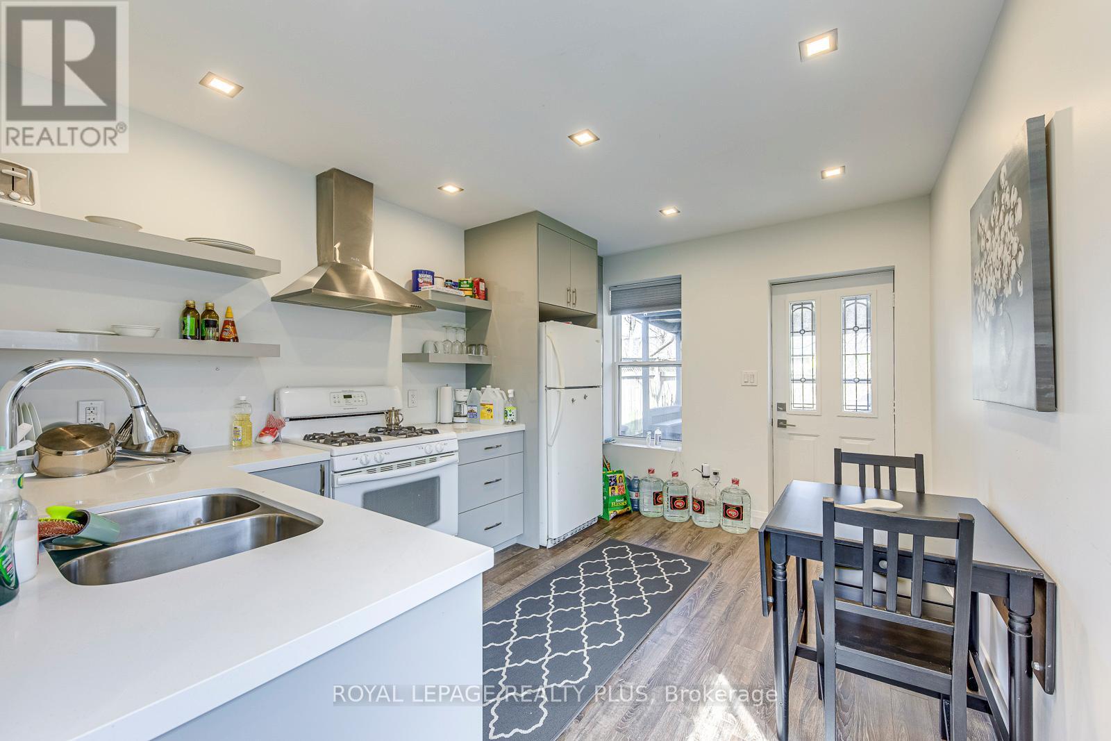 247 Robert Street, Hamilton, ON - Indoor Photo Showing Kitchen With Double Sink