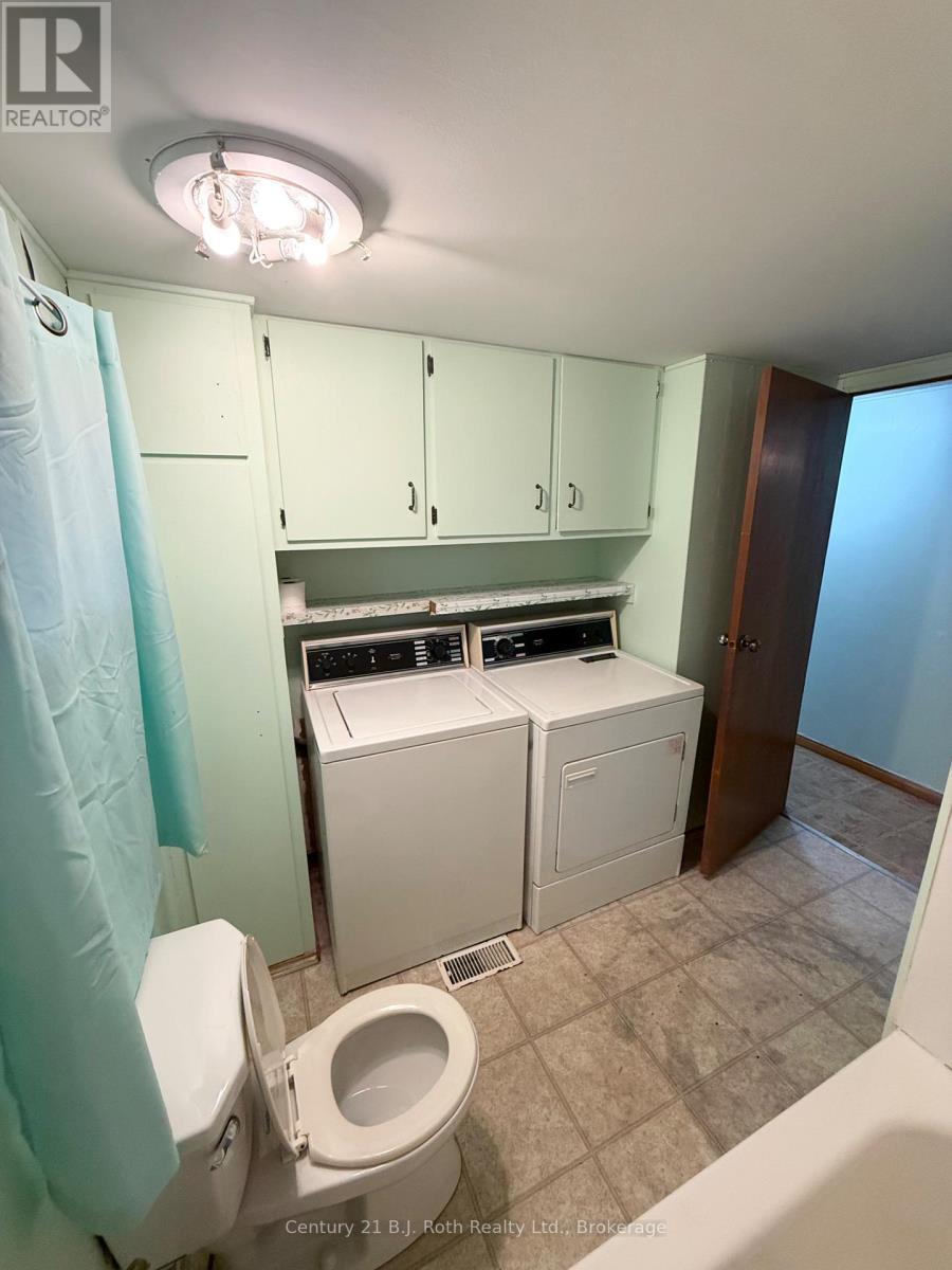 161 - 580 West Street S, Orillia, ON - Indoor Photo Showing Laundry Room