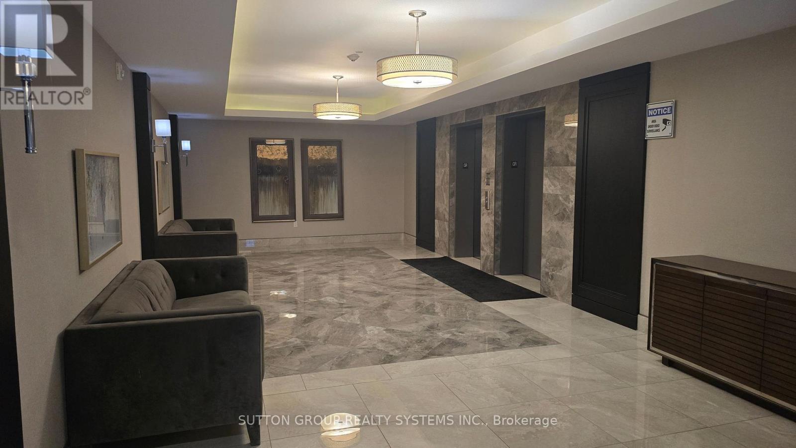 437 - 101 Shoreview Place, Hamilton, ON - Indoor Photo Showing Other Room