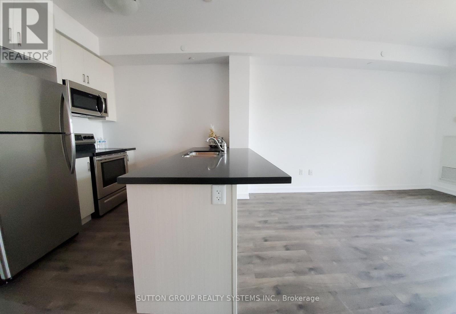 437 - 101 Shoreview Place, Hamilton, ON - Indoor Photo Showing Kitchen