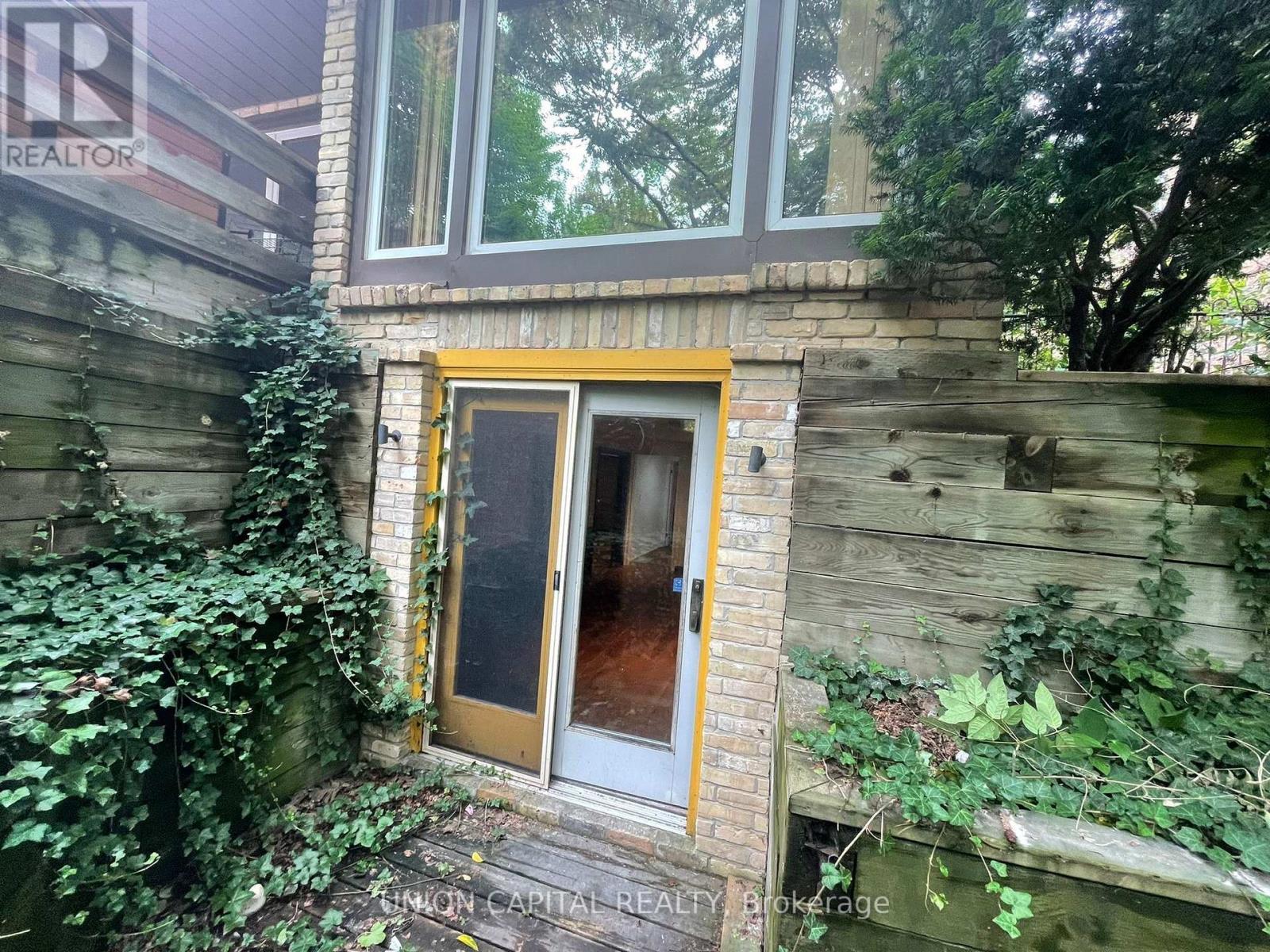 Lower - 3594 Upperdale Park, Mississauga, ON - Outdoor