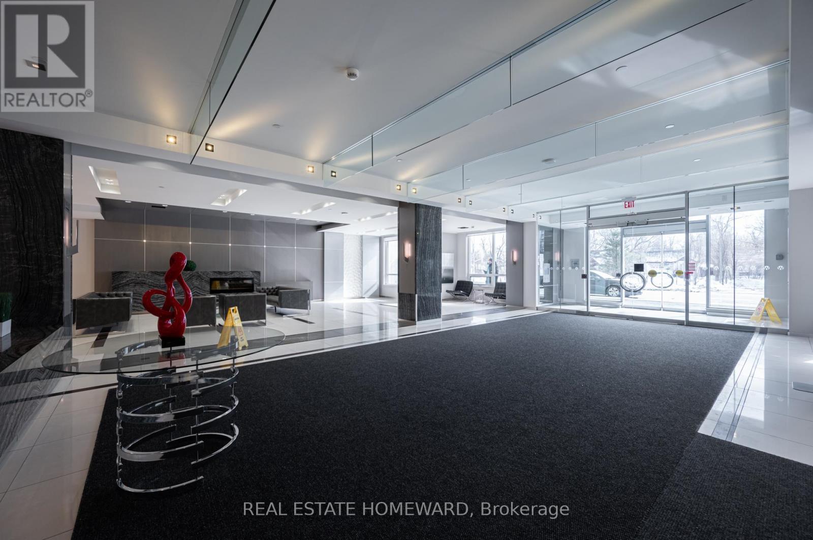 402 - 7165 Yonge Street, Markham, ON - Indoor Photo Showing Other Room