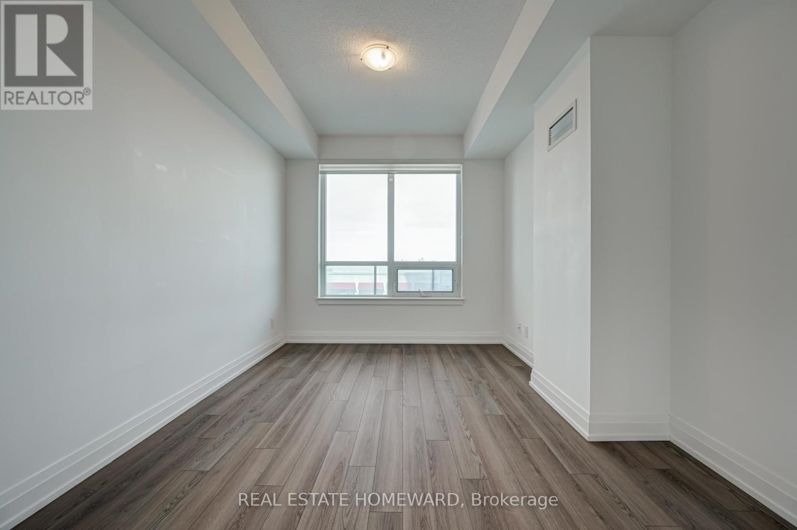 402 - 7165 Yonge Street, Markham, ON - Indoor Photo Showing Other Room