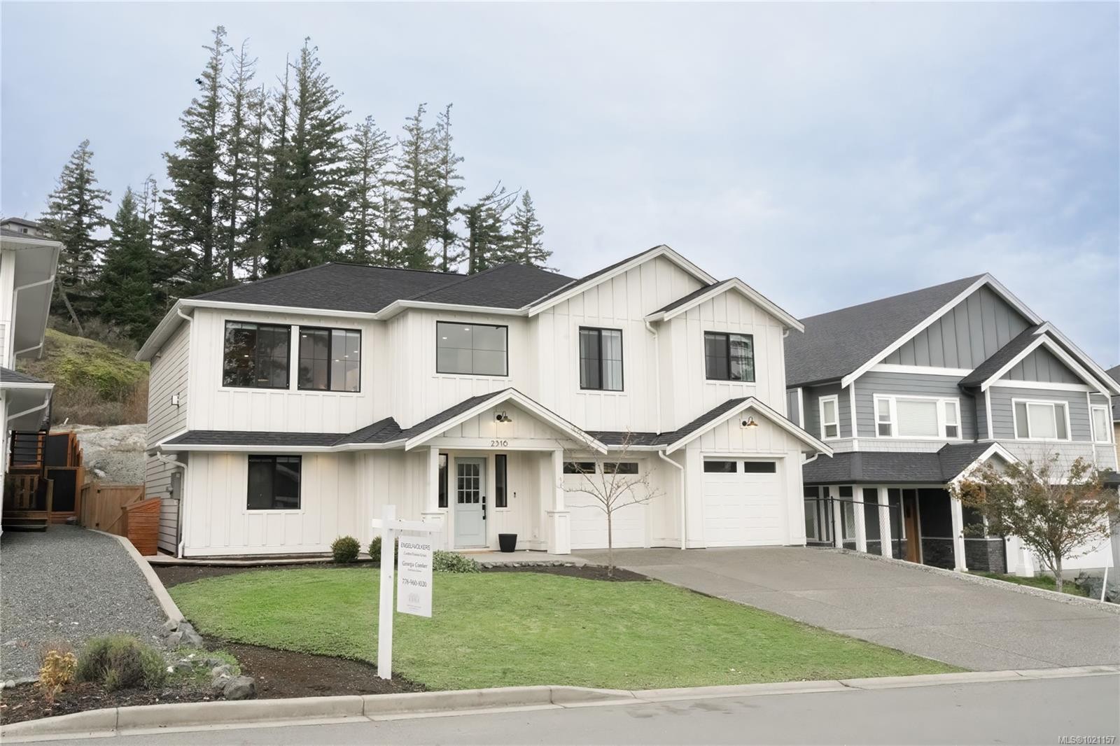 2316 Mountain Heights Dr, Sooke, BC