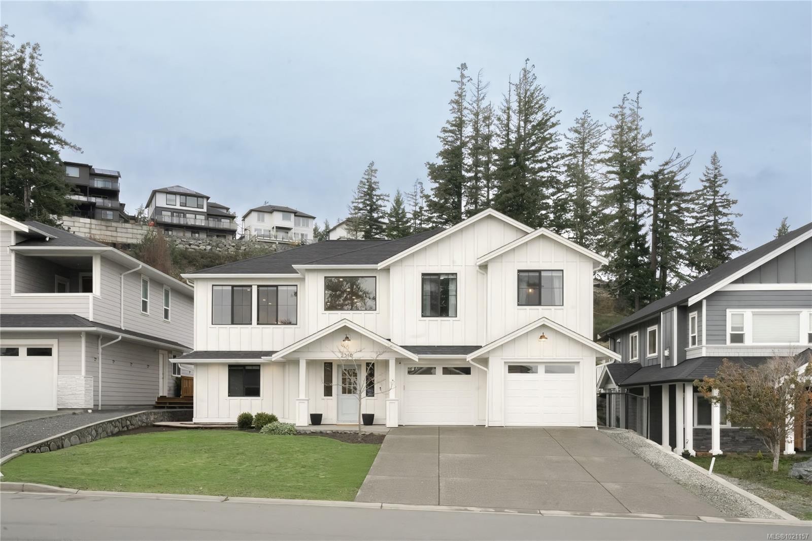 2316 Mountain Heights Dr, Sooke, BC