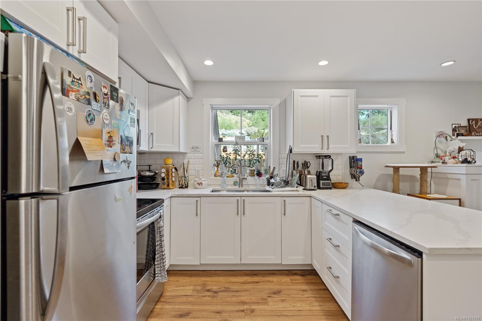 2316 Mountain Heights Dr, Sooke, BC