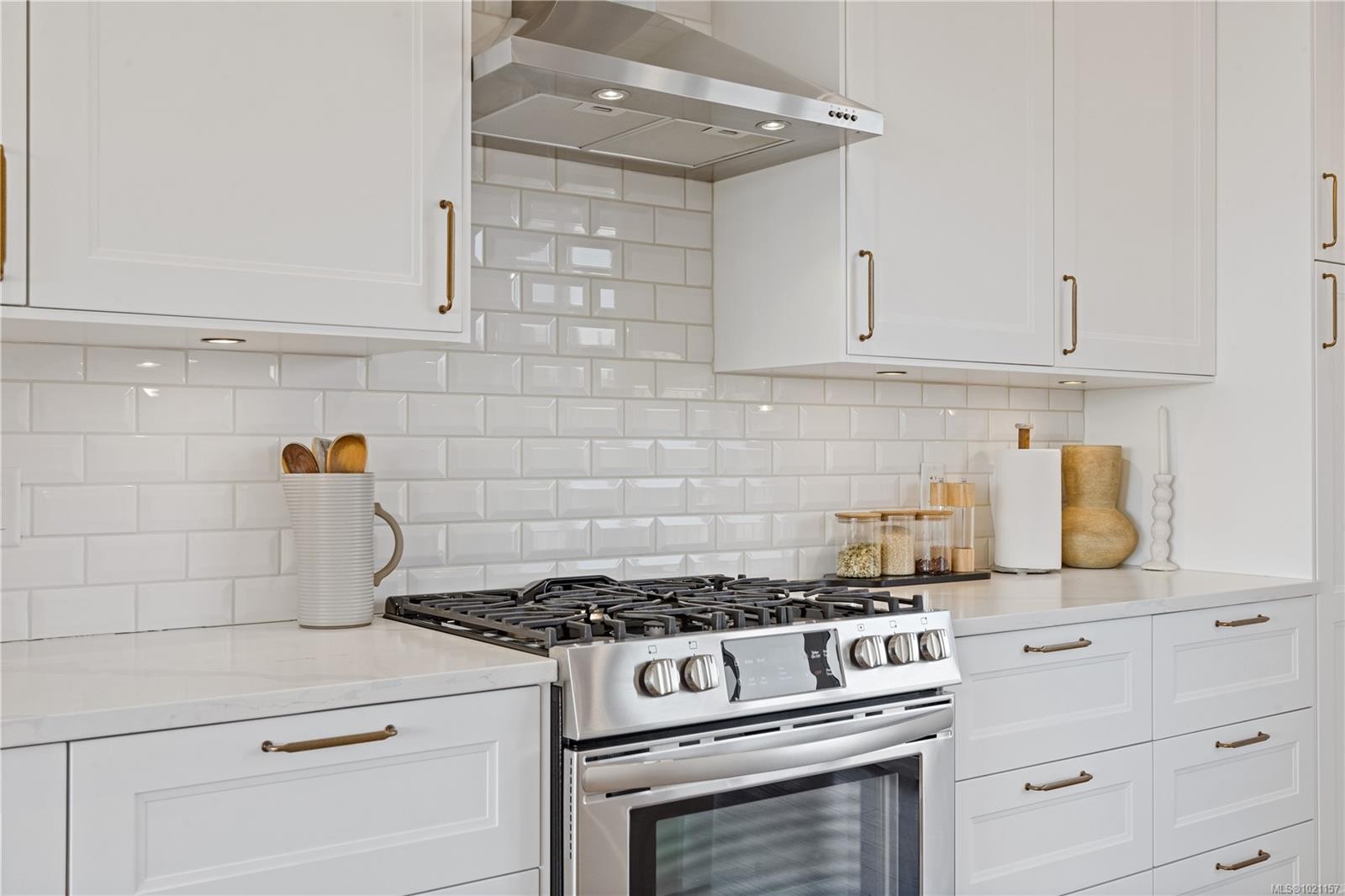 2316 Mountain Heights Dr, Sooke, BC