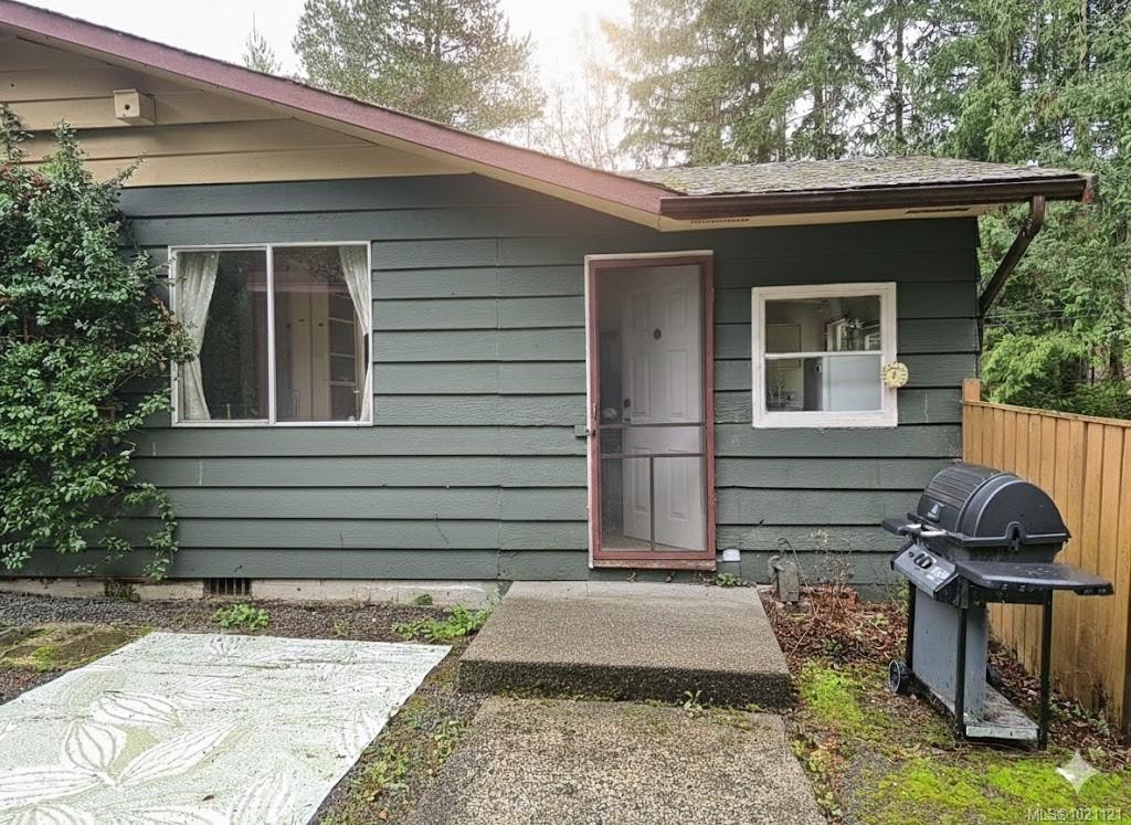 1251 Fraser Rd, Errington, BC