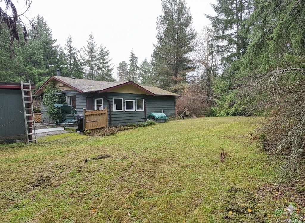 1251 Fraser Rd, Errington, BC