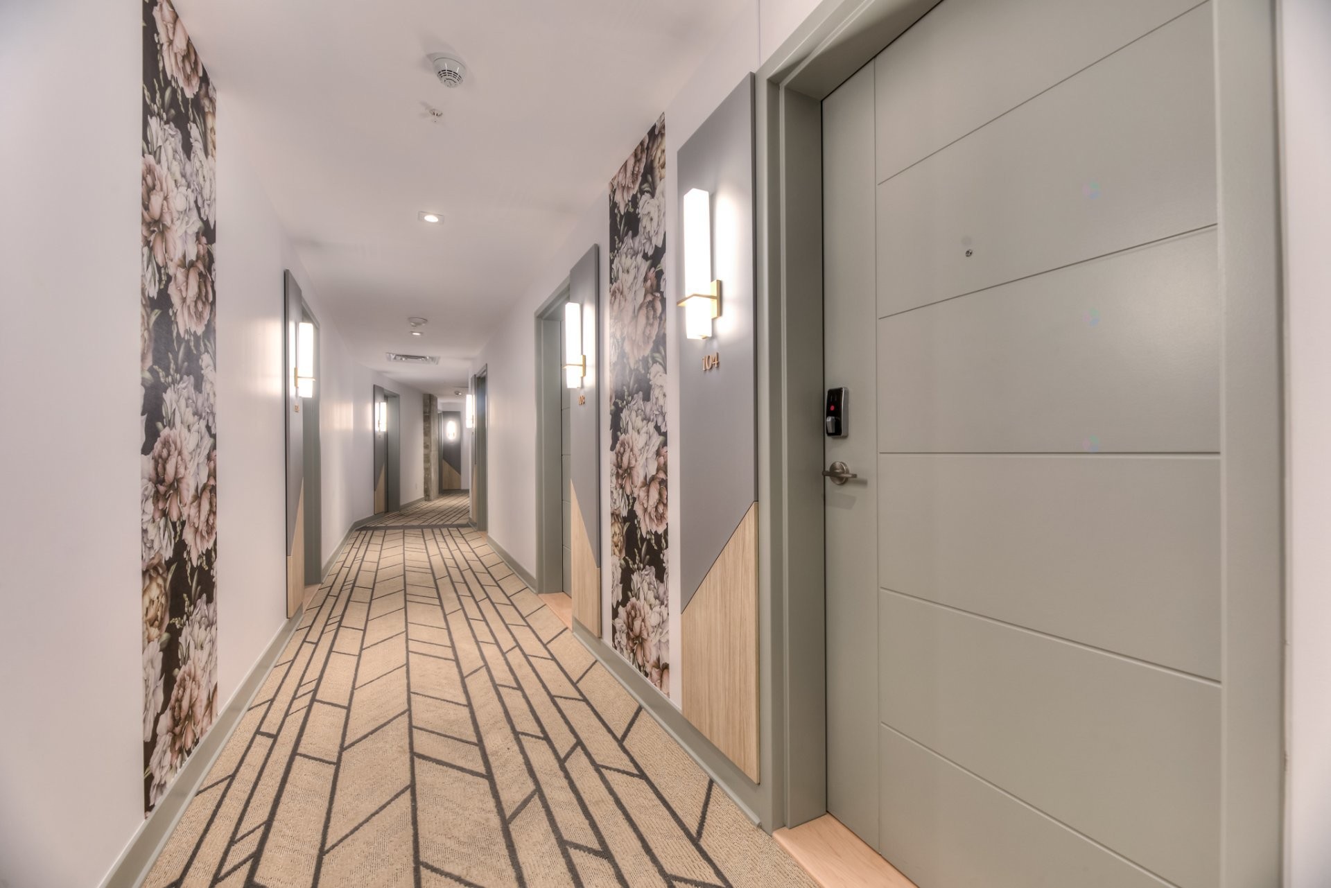 Passageway - 104-100 Rue Murray, Montréal (Le Sud-Ouest), QC - Indoor Photo Showing Other Room