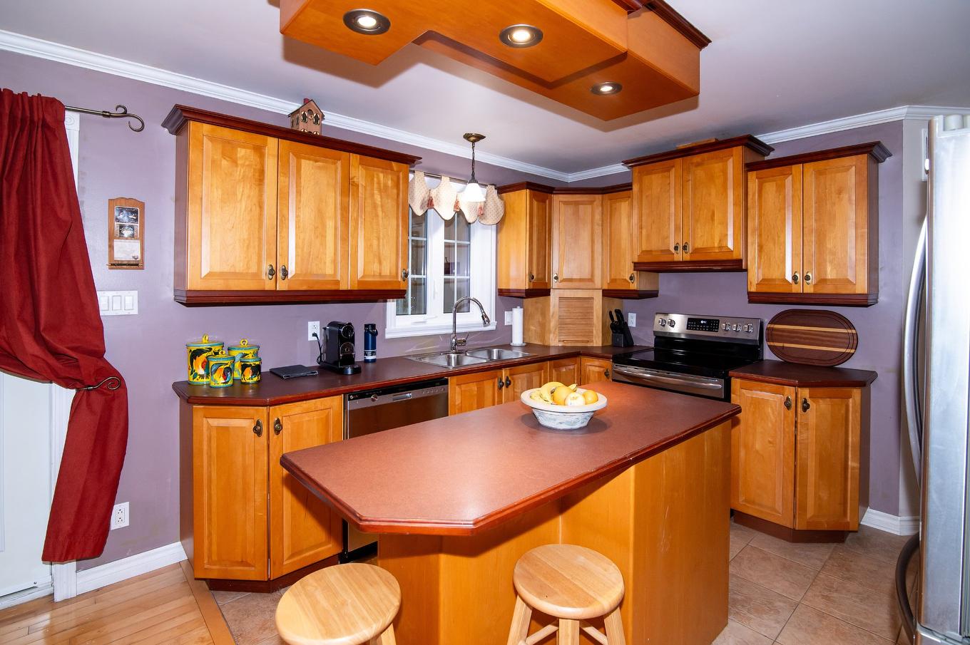 Kitchen - 1000 Rue Des Champs, Sainte-Hélène-De-Kamouraska, QC - Indoor Photo Showing Kitchen With Double Sink