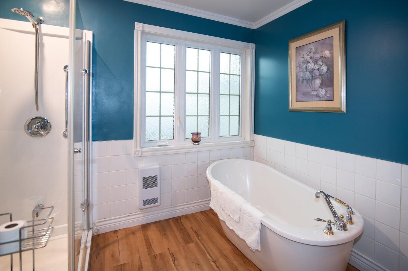 Bathroom - 1000 Rue Des Champs, Sainte-Hélène-De-Kamouraska, QC - Indoor Photo Showing Bathroom