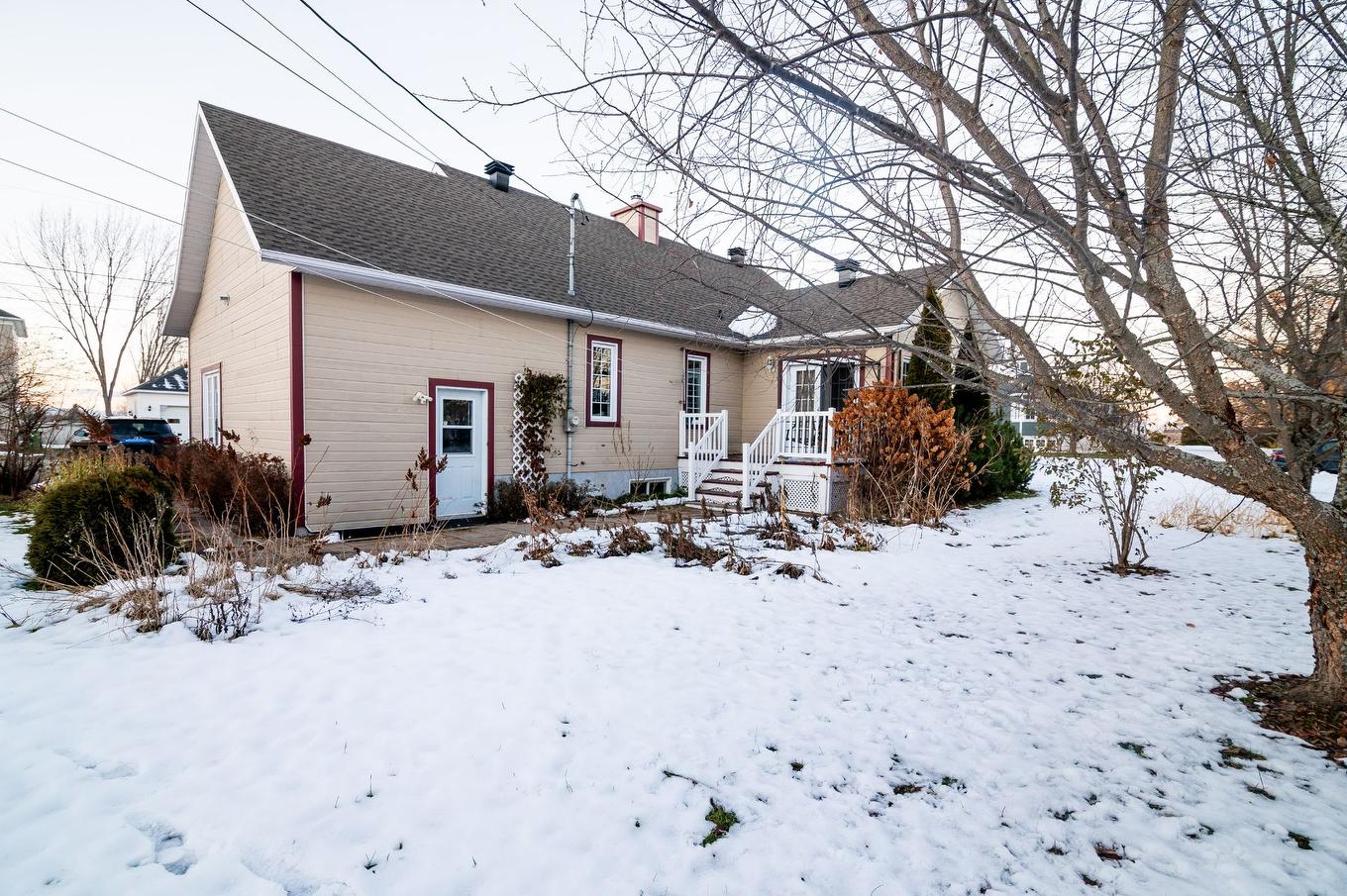 Back facade - 1000 Rue Des Champs, Sainte-Hélène-De-Kamouraska, QC - Outdoor
