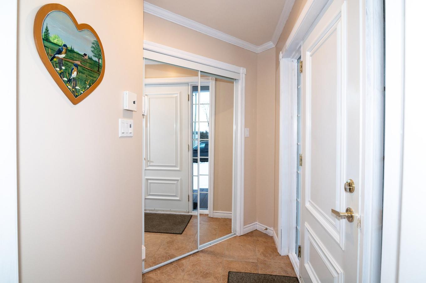 Hall - 1000 Rue Des Champs, Sainte-Hélène-De-Kamouraska, QC - Indoor Photo Showing Other Room