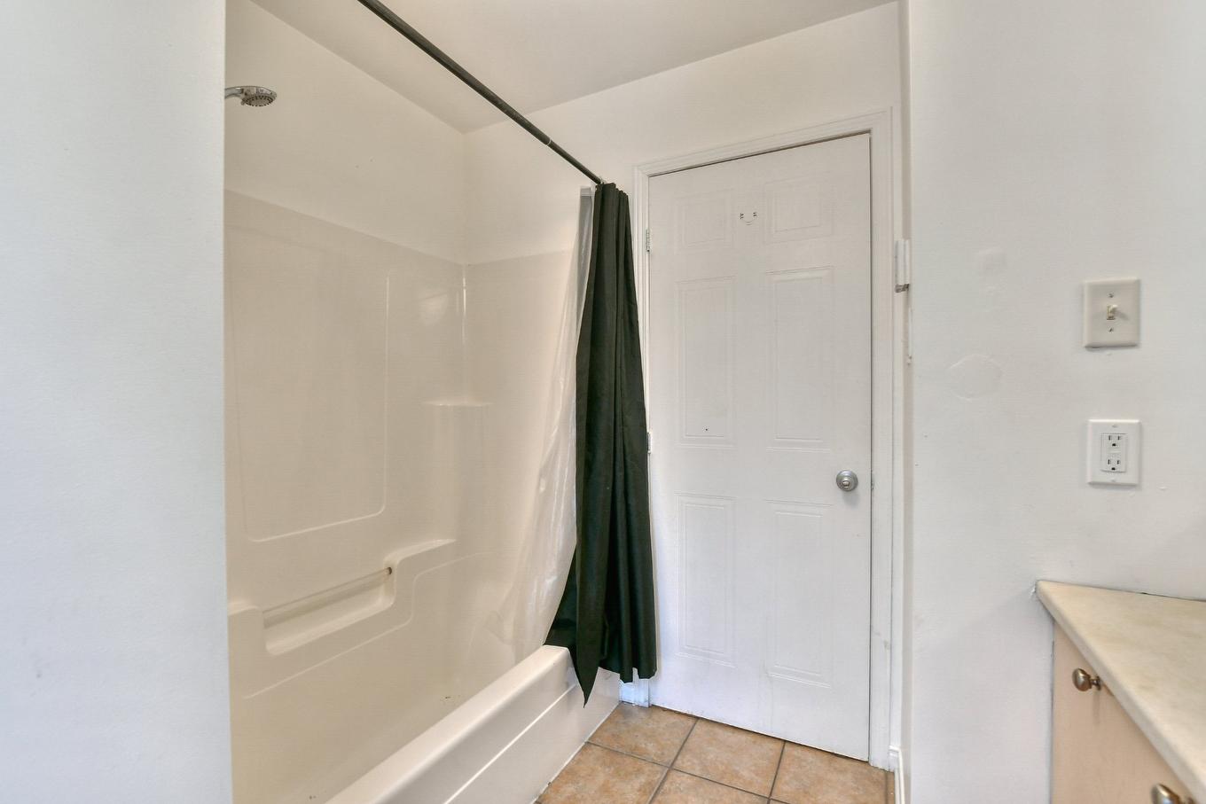 Salle de bains - 1478 Rue Plamondon, Prévost, QC - Indoor Photo Showing Bathroom