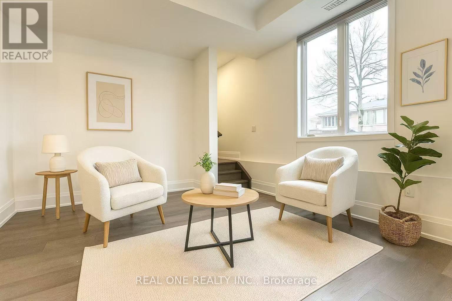 3 - 35 Dervock Crescent, Toronto, ON - Indoor Photo Showing Living Room