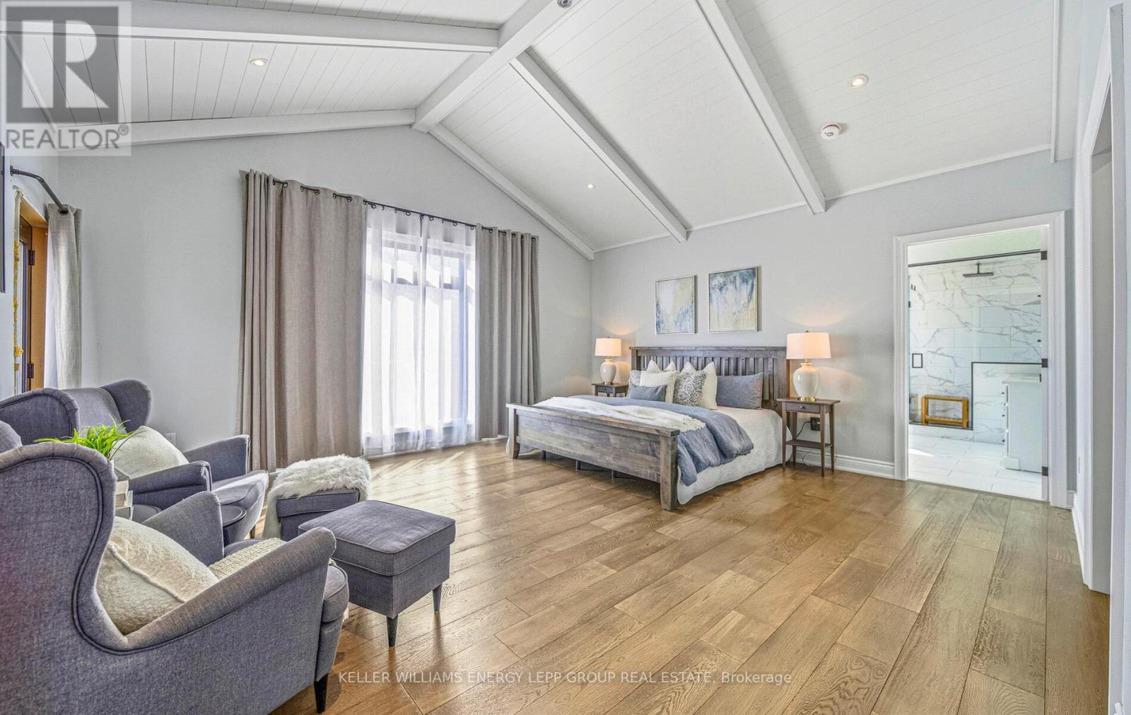 305 Glenarm Road, Kawartha Lakes (Eldon), ON - Indoor Photo Showing Bedroom