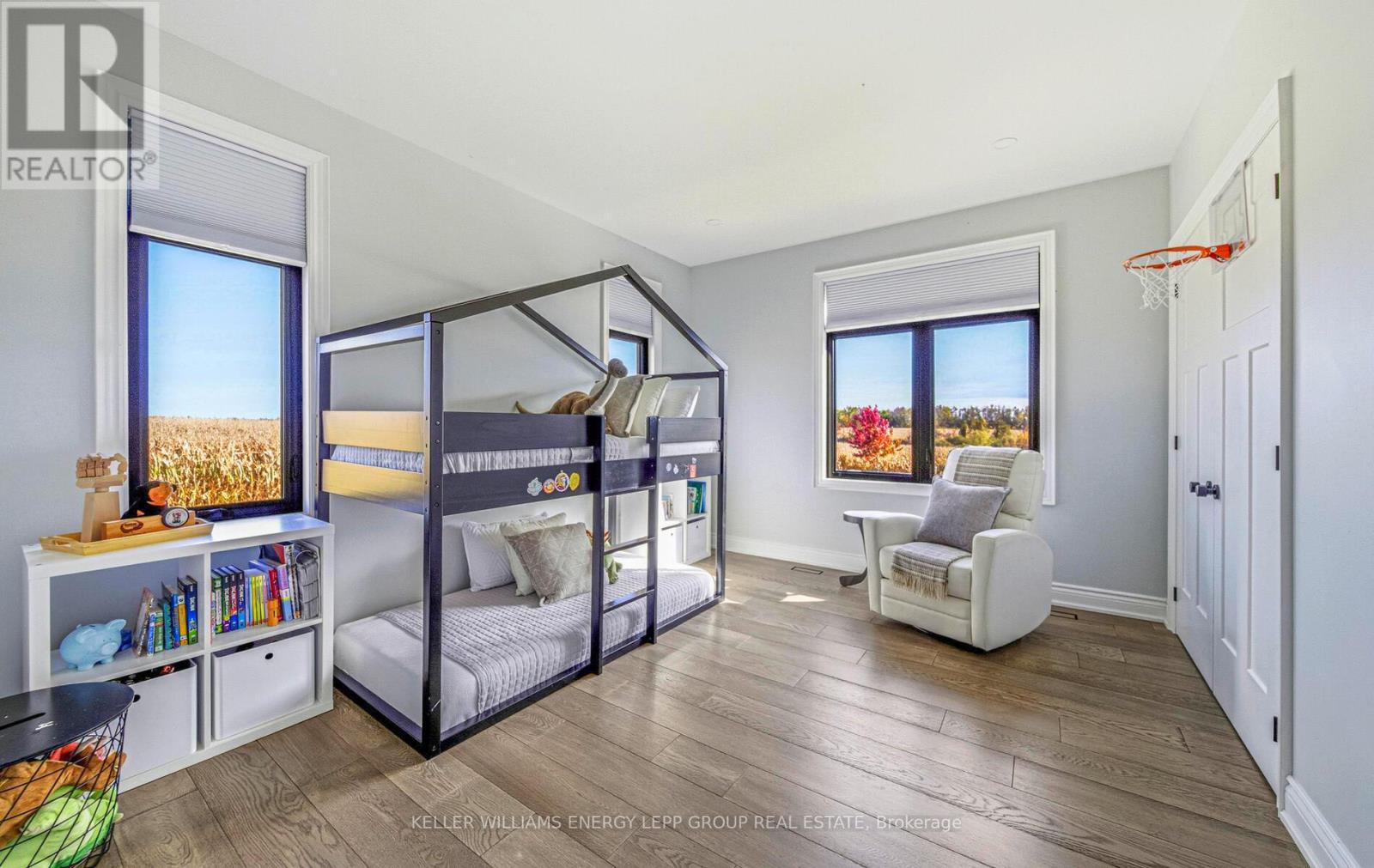 305 Glenarm Road, Kawartha Lakes (Eldon), ON - Indoor Photo Showing Bedroom