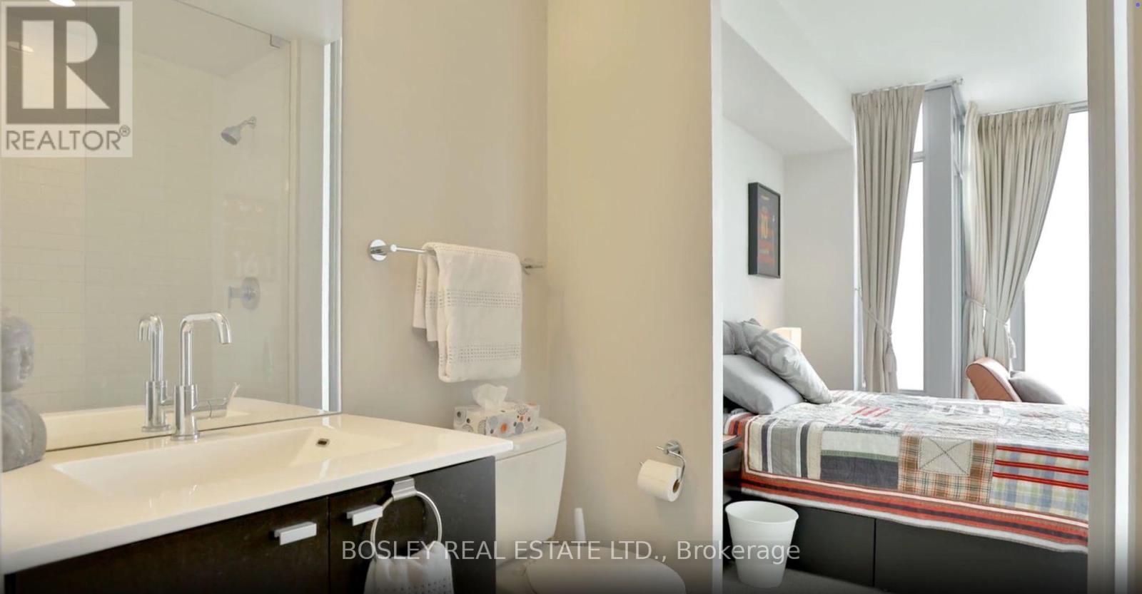 1405 - 103 The Queensway, Toronto, ON - Indoor Photo Showing Bathroom