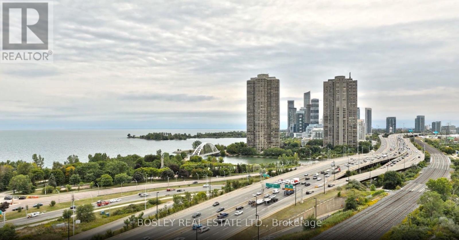 1405 - 103 The Queensway, Toronto, ON - Outdoor With Body Of Water With View