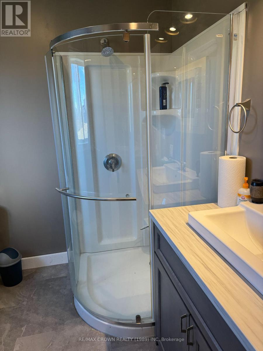 12 Fourth Street N, Smooth Rock Falls (Srf), ON